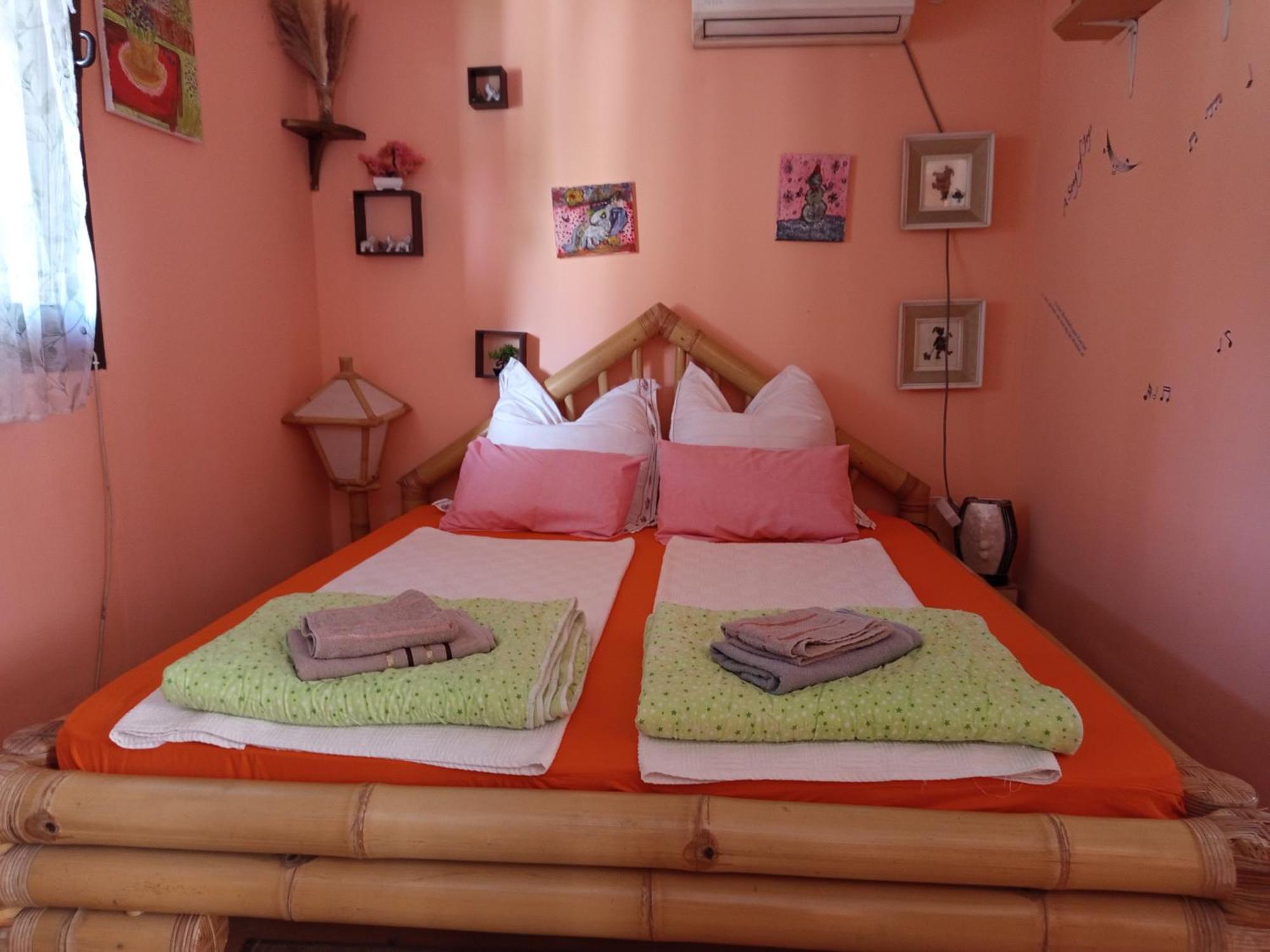 Kucica Za Odmor Lena I Matija Apartment เซรมสกี คาร์ลอฟซี ภายนอก รูปภาพ